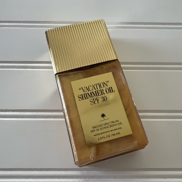 Vacation Shimmer Oil SPF 30 - Gold - Picture 2 of 4